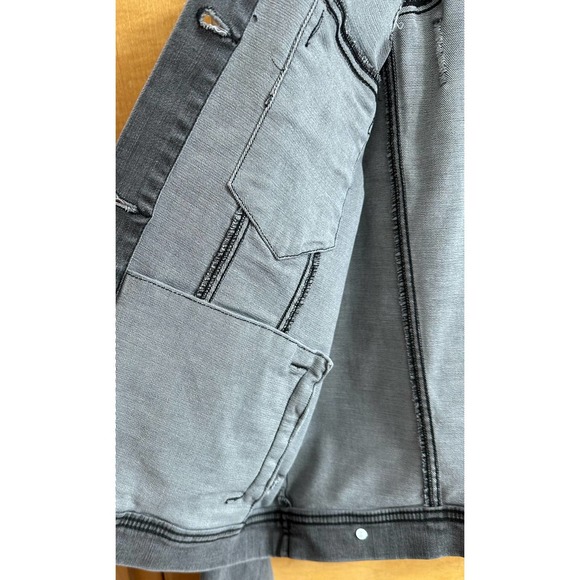 EUC, Risen Women’s Black Distressed Jean Jacket Sz Large - Picture 7 of 12